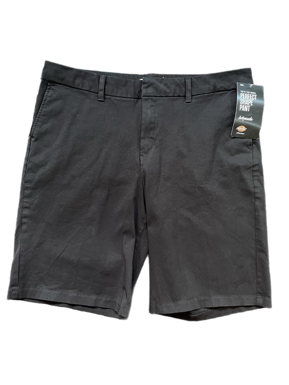 Dickies Black Women's Bermuda Shorts – Straight Fit
